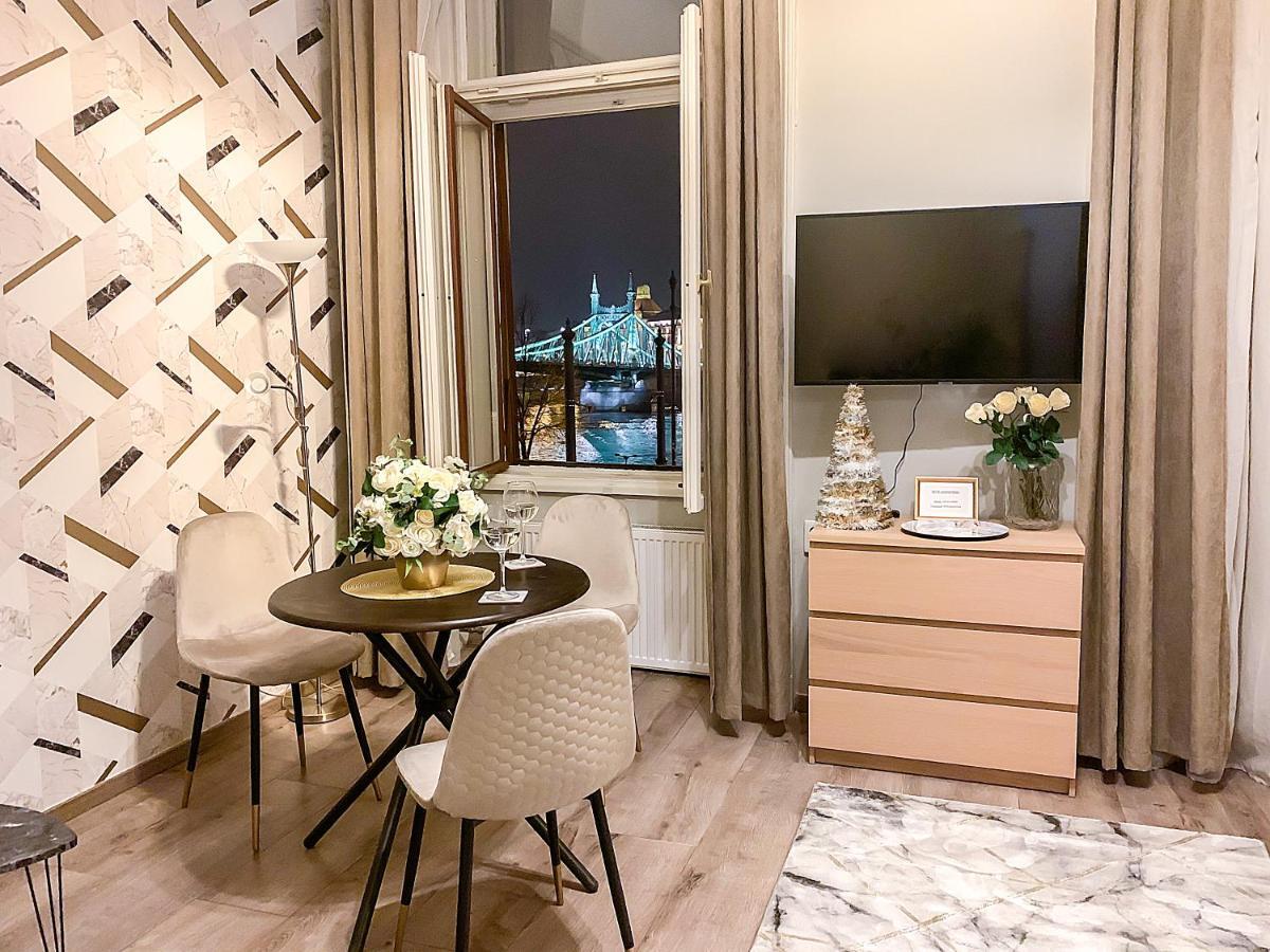 Apartment Marble *